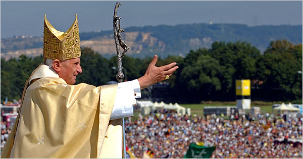 Autors: Romanchatolic.com