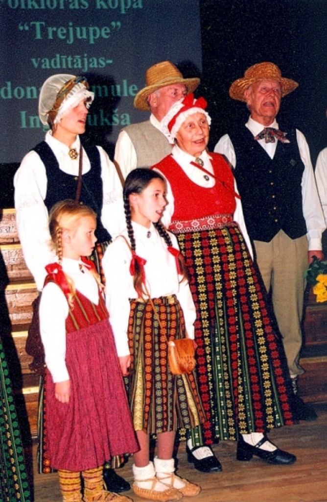 Folkloras kopa «Trejupe» (foto – Laimonis Šulcs).
Autors: Bauskas Dzīve