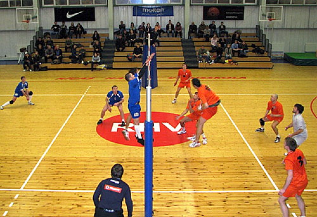 Spēle starp Rīgas Tehniskās universitātes sporta klubu (RTU) un sporta klubu «Vecumnieki».
Autors: no www.vecumnieki.lv
