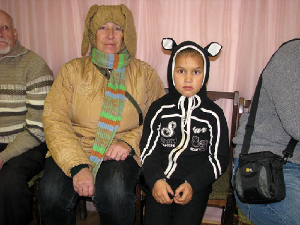 Folkloras grupas viesmīlība, dziesmas un danči sestdien, 7. novembrī, īstā ražas svētku līksmībā Vecsaules pagasta pārvaldē aizrāva vairāk nekā 30 Mārtiņdienas svinību viesu no pašu mājām, Codes un Iecavas. Baranku medaļas saņēma visi...
Autors: Juris Iļņickis