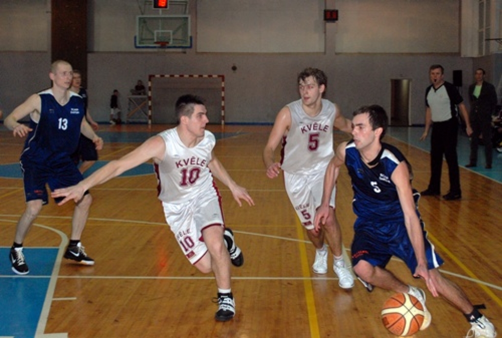 2009. gads mūsu novados bija sporta notikumu pārpilns gads. Lai arī nenotika Jaunatnes olimpiāde, tomēr jaunās sporta bāzes dod cerības, ka jau 2010. gadā būs daudz citu interesantu notikumu mūsu novadu sporta dzīvē. Piedāvājam iespēju...
Autors: Uldis Varnevičs