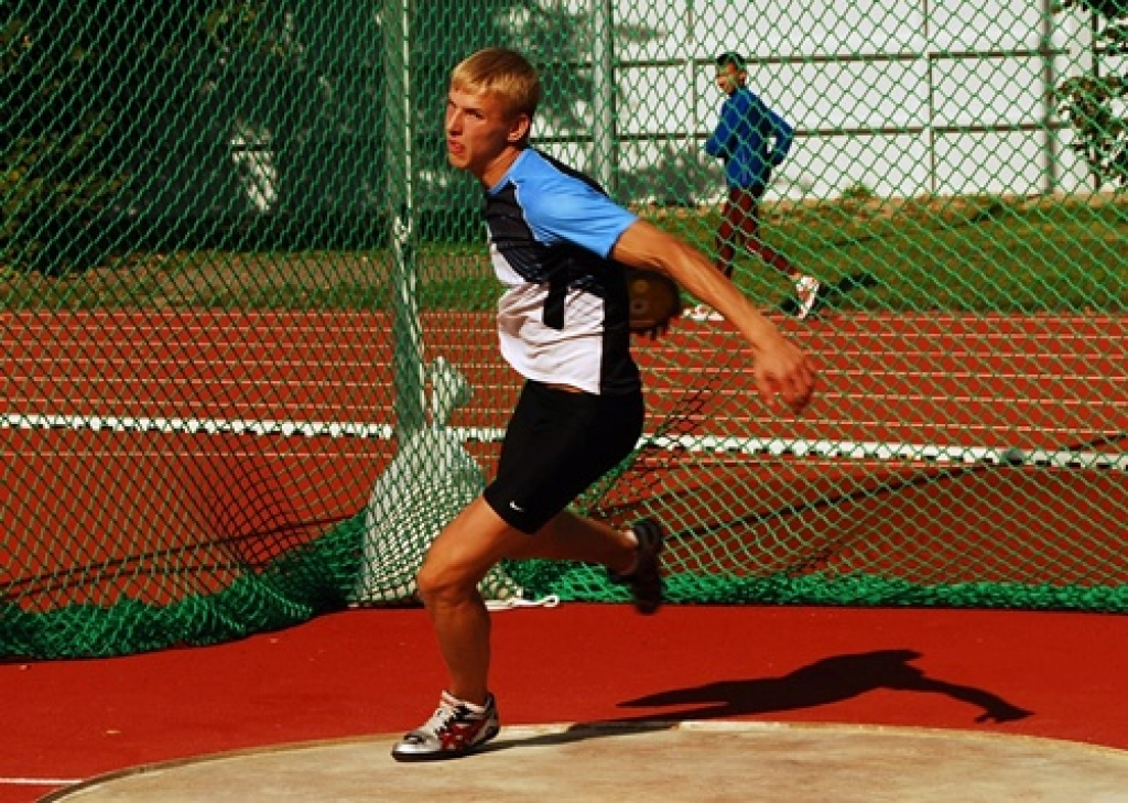 2009. gads mūsu novados bija sporta notikumu pārpilns gads. Lai arī nenotika Jaunatnes olimpiāde, tomēr jaunās sporta bāzes dod cerības, ka jau 2010. gadā būs daudz citu interesantu notikumu mūsu novadu sporta dzīvē. Piedāvājam iespēju...
Autors: Uldis Varnevičs