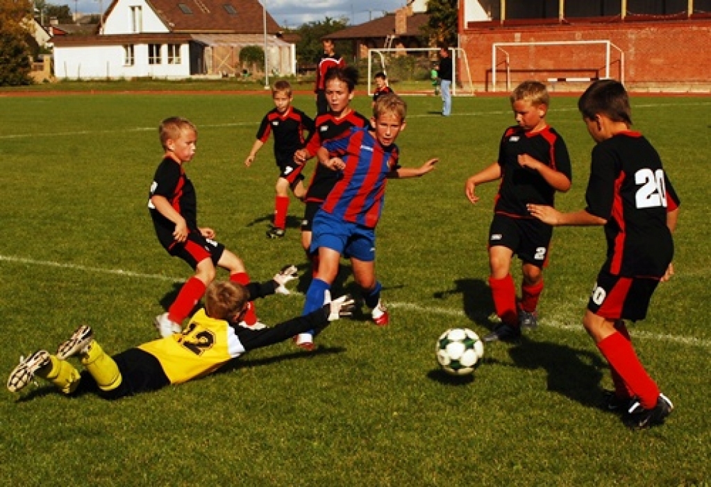 2009. gads mūsu novados bija sporta notikumu pārpilns gads. Lai arī nenotika Jaunatnes olimpiāde, tomēr jaunās sporta bāzes dod cerības, ka jau 2010. gadā būs daudz citu interesantu notikumu mūsu novadu sporta dzīvē. Piedāvājam iespēju...
Autors: Uldis Varnevičs