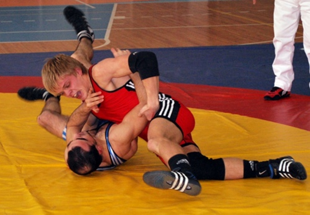 2009. gads mūsu novados bija sporta notikumu pārpilns gads. Lai arī nenotika Jaunatnes olimpiāde, tomēr jaunās sporta bāzes dod cerības, ka jau 2010. gadā būs daudz citu interesantu notikumu mūsu novadu sporta dzīvē. Piedāvājam iespēju...
Autors: Uldis Varnevičs