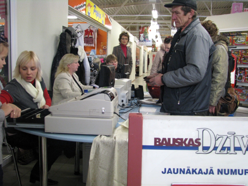 Laikraksts «Bauskas Dzīve» 19. decembrī lielveikalā «Rimi Bauska» rīkoja abonēšanas pasākumu. Tas bija neparasts, muzikāls atgādinājums, ka klāt gadu mija un 2010. gadam jānoformē avīzes abonements.
Veikala apmeklētājus, «Bauskas Dzīves»...