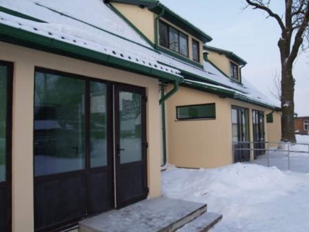 Ekspluatācijā nodota Iecavas novada pašvaldības dārgi renovētā sociālā māja «Aizupieši» un jaunceltā saimniecības māja. Senajai mājai saglabāta oriģinālā ķieģeļu karnīzes apdare un sienu atsegumi. Būvdarbi te paveikti labā kvalitātē,...