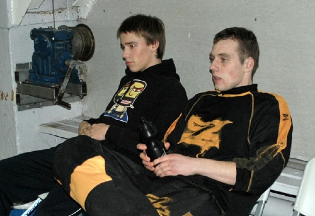 20. un 21. februārī Bauskā notika Latvijas Florbola federācijas virslīgas turnīra izslēgšanas spēļu pirmā kārta. Sacentās FK «Bauska» ar «Lielvārdes» komandu. Lai arī spēles bija skaistas, agresīvas un aizraujošas, tomēr abās mājinieki...
Autors: Uldis Varnevičs