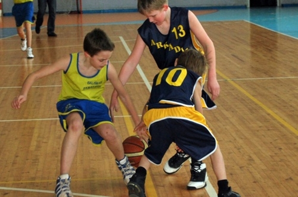 Latvijas «Swedbank» jaunatnes basketbola līgas sacensības notika 13. un 14. februārī. Bauskas D1 grupas komanda turnīra tabulā savā grupā ir piektajā vietā. Tā uzvarēja komandu «Ķeizarmežs» ar 54:26, bet 14. februārī piekāpās vienībai...
Autors: Uldis Varnevičs