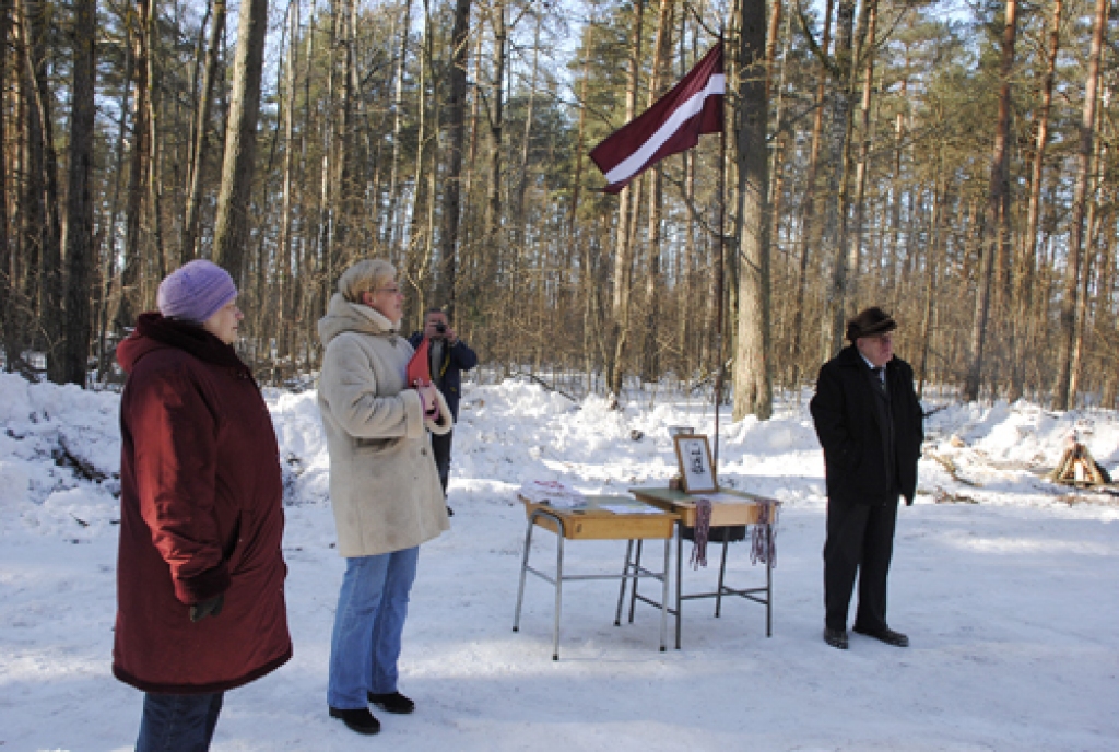 Bauskas novada dome sadarbībā ar Latvijas Nacionālo karavīru biedrības Bauskas nodaļu 6. martā organizēja slēpošanas krosu Vecsaules silā. Šīs sacensības bija veltītas pulkveža Oskara Kalpaka piemiņai. Trasē devās vairāk par trim desmitiem...
Autors: Juris Iļņickis
