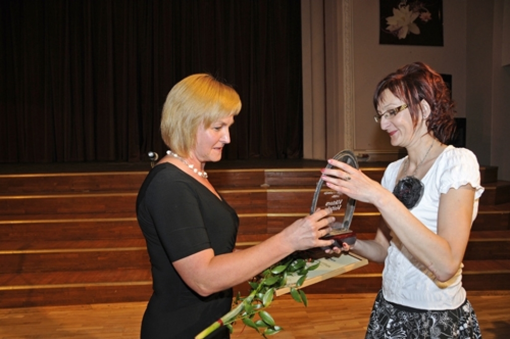 Konkursa «Reģiona uzņēmējs 2009» apbalvošanas ceremonija Bauskas tautas namā notika piektdien, 28. maijā. Uz to bija aicināti visi «Bauskas Dzīves» lasītāju, novadu domju un pagastu pārvalžu ieteiktie komersanti. Pasākumā piedalījās arī...
Autors: Ivars Bogdanovs