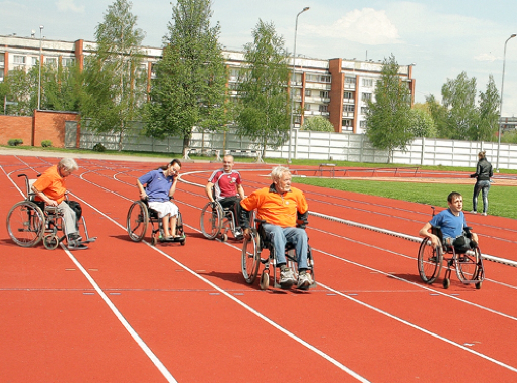 Bauskas atjaunotajā stadionā šī gada maijā uz ikgadējiem sporta svētkiem savus domubiedrus, draugus un līdzjutējus pulcināja Bauskas invalīdu sporta un rehabilitācijas biedrība.Šajā reizē Bauskas novada pirmie pavasara sporta svētki...