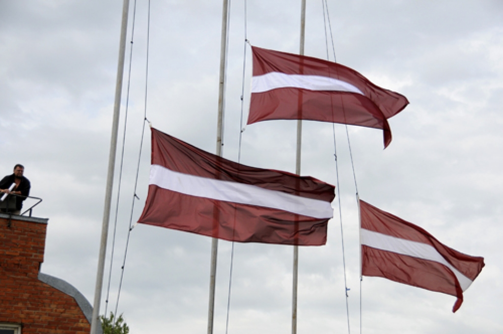 Sporta komplekss «Mūsa» 22. – 23. maijā aizvadījis Eiropas čempionāta (EČ) autokrosā 20. jubilejas sacensības. Norisinājās EČ trešais posms. Pirmo reizi sportisti sacentās piecās dažādās klasēs, bija 69 dalībnieki no 14 valstīm....
Autors: Ivars Bogdanovs