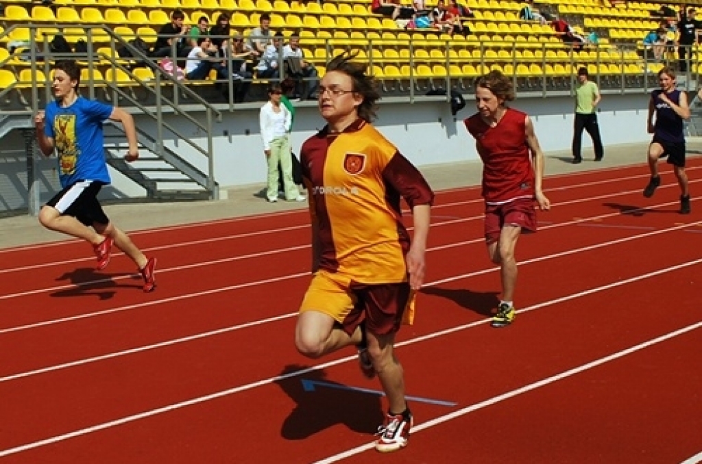 13. un 14. maijā Bauskas pilsētas stadionā notika pirmā Bauskas novada jaunatnes olimpiāde. «Bauskas Dzīve» fotogrāfiju mirkļos piedāvā ieskatīties olimpiādes dalībnieku spraigākajos, aktīvākajos, priecīgākajos un arī bēdīgākajos notikumos.
Autors: Uldis Varnevičs