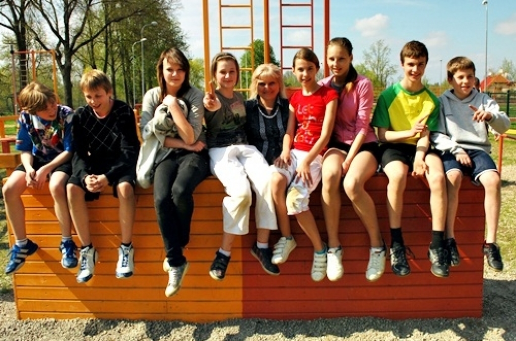 10. maijā ar šķēršļu joslas skrējienu noslēdzās Bauskas 1. vidusskolas spartakiāde. Vidusskolu grupā labākie bija 12. a klase, 8. - 9. klašu grupā - 9. b klase, bet 5. - 7. klašu grupā - 6. a klase. Pēdējās divās disciplīnās -...
Autors: Uldis Varnevičs