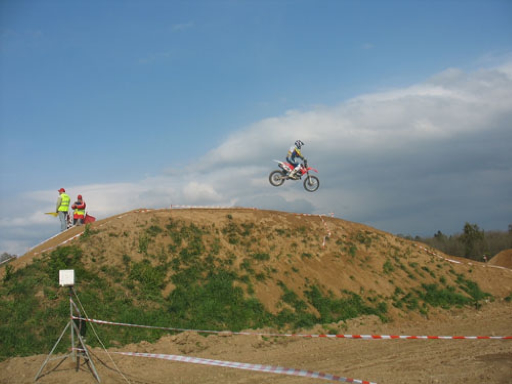 Stelpes pagasta Pīlādžu mototrasē 1. un 2. maijā valdīja  motosportam raksturīgā gaisotne. Sporta bāzes saimnieks Ēriks Pīlādzis neslēpa gandarījumu, ka pirmās šīgada sacensības pulcinājušas daudz dalībnieku no Latvijas un vairākām citām...
Autors: Mārīte Ozoliņa
