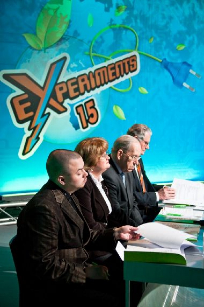 Stingrā, bet taisnīgā žūrija
Autors: eXperiments 2010