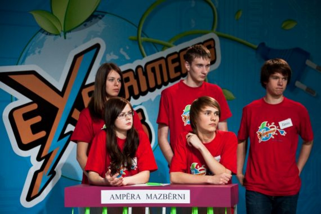 "Ampēra mazbērni" – Signija Augunaite, Mārcis Greiselis, Signe Grigorjeva, Jānis Klimovičs un Armands Romanovskis
Autors: eXperiments 2010
