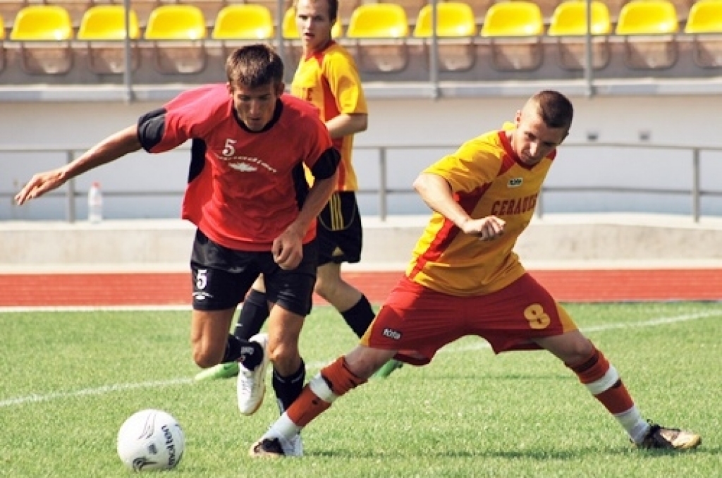 Bauskas pilsētas stadionā otrdienās, ceturtdienās un sestdienās notiek Bauskas novada atklātā čempionāta un Rundāles novada domes kausa izcīņa minifutbolā. Piedalās astoņas komandas – Veterāni, Brunava, Gailīši, Īslīce, Ceraukste,...
Autors: Uldis Varnevičs