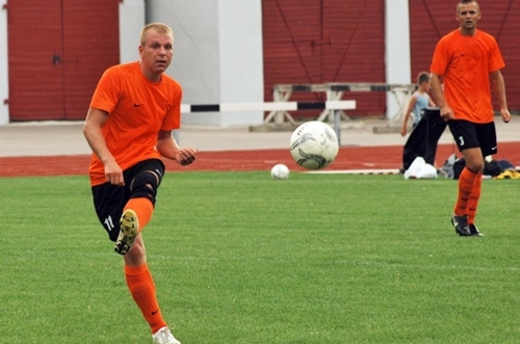 Bauskas pilsētas stadionā otrdienās, ceturtdienās un sestdienās notiek Bauskas novada atklātā čempionāta un Rundāles novada domes kausa izcīņa minifutbolā. Piedalās astoņas komandas – Veterāni, Brunava, Gailīši, Īslīce, Ceraukste,...
Autors: Uldis Varnevičs