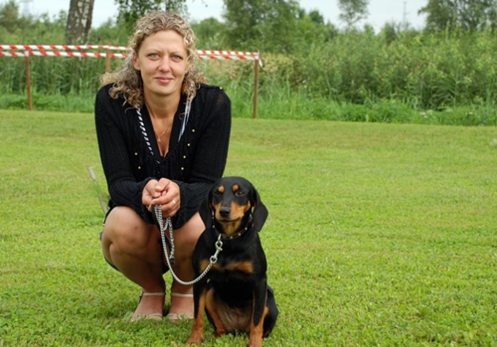 Šķirnes medību suņus nesen vērtēja Latvijas Mednieku kinoloģiskās apvienības 44. izstādē Jelgavas novadā. Galvenais eksperts bija baušķenieks Jānis Bite. Piedāvājam Edgara Piķeļa fotogrāfijās iemūžināto ieskatu šajā izstādē.