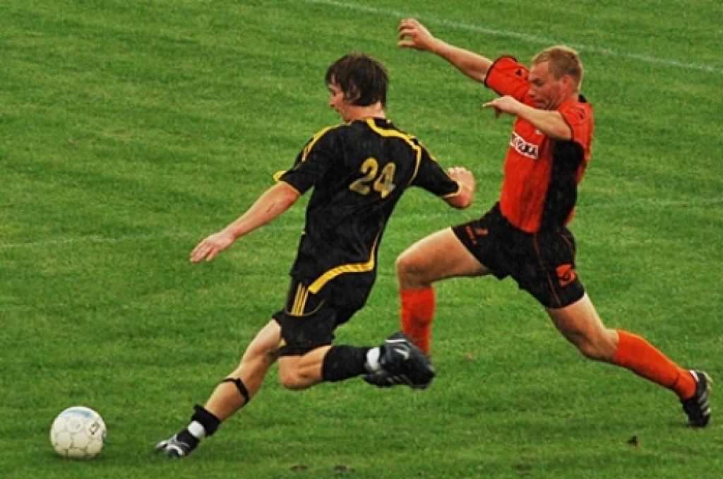 FK «Bauska/Iecava» 22. augustā izstājās no Latvijas kausa izcīņas, ar 0:4 piekāpjoties FK «Valka» komandai. Komanda šogad labi spēlē Latvijas 2. līgas čempionātā Zemgales reģionā, kur nesen pārspēti sīvākie sāncenši FK «Ozolnieki» ar...