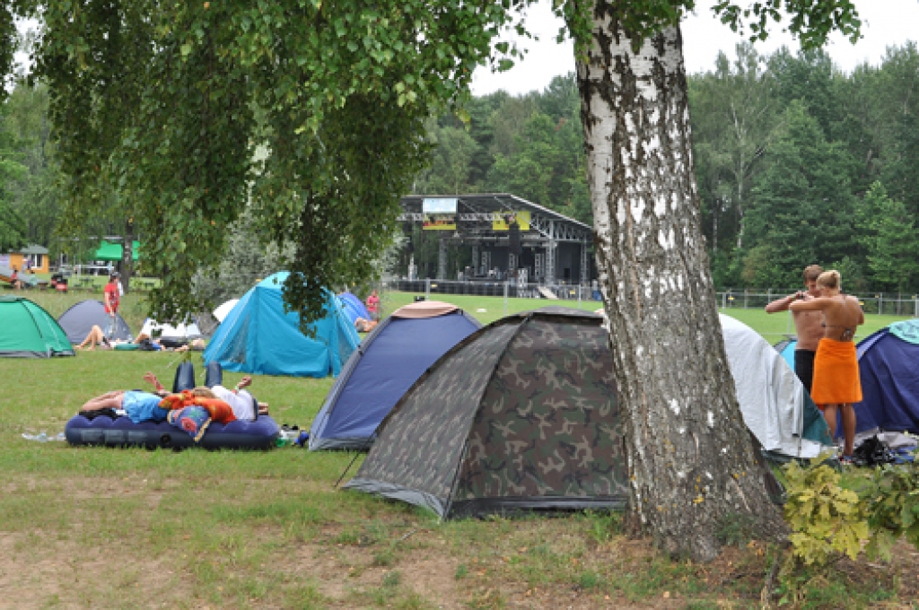 Rokfestivāls «Pīlādzis» 13. un 14. augustā Stelpē pulcināja vairāk par pusotru tūkstoti interesentu. Uzņēmējs un festivāla organizators Ēriks Pīlādzis atzīst, ka bijis gaidīts vairāk mūzikas draugu. Analizējot pirmā festivāla plusus un...