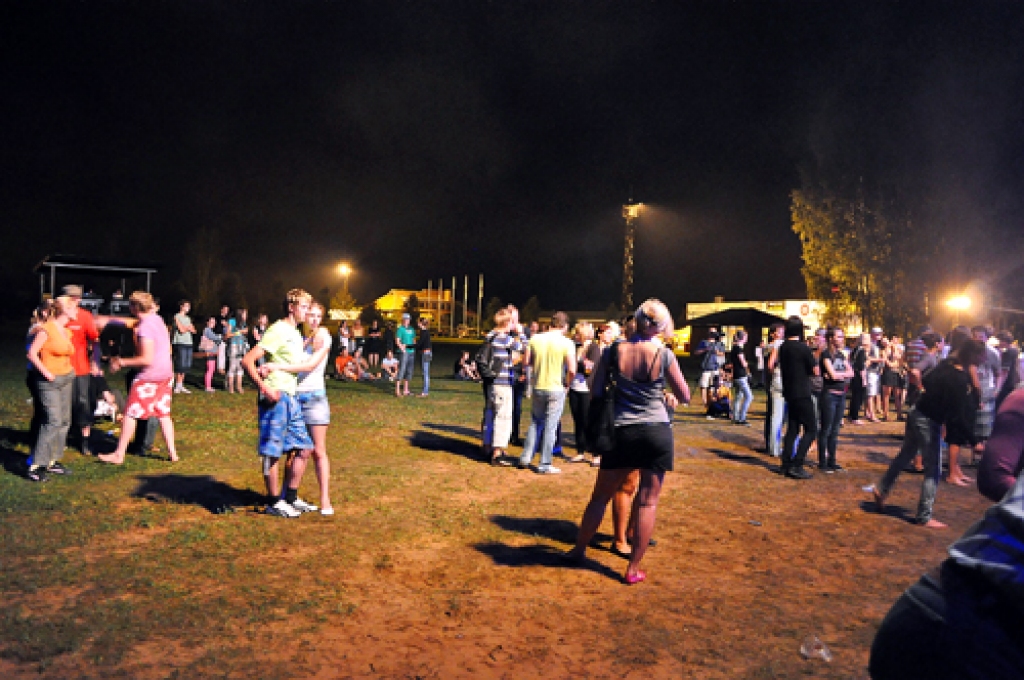 Rokfestivāls «Pīlādzis» 13. un 14. augustā Stelpē pulcināja vairāk par pusotru tūkstoti interesentu. Uzņēmējs un festivāla organizators Ēriks Pīlādzis atzīst, ka bijis gaidīts vairāk mūzikas draugu. Analizējot pirmā festivāla plusus un...