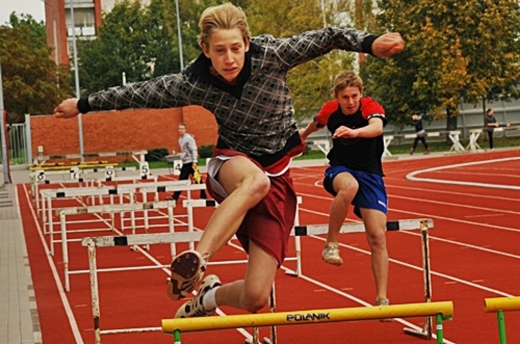 Bauskas novada pašvaldības stadionā 17. septembrī notika Bauskas novada sacensības «Jauno vieglatlētu kauss» zēniem un meitenēm, kas dzimuši 1995./96. gadā un jaunākiem. Meiteņu 4x100 metru stafetē uzvarēja Bauskas 1. vidusskolas komanda,...
Autors: Uldis Varnevičs