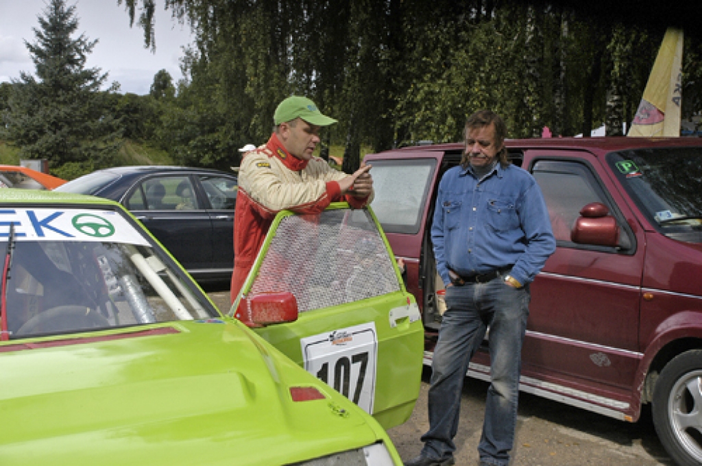 Sporta kompleksā «Mūsa» sestdien, 4. septembrī, noslēdzās šī gada Latvijas čempionāts autokrosā, kā arī priekšpēdējais posms Baltijas čempionātam autokrosā un vēl VAZ Klasikas kausa izcīņa un folkreisa Vasaras kausa priekšpēdējais posms....
Autors: Ivars Bogdanovs