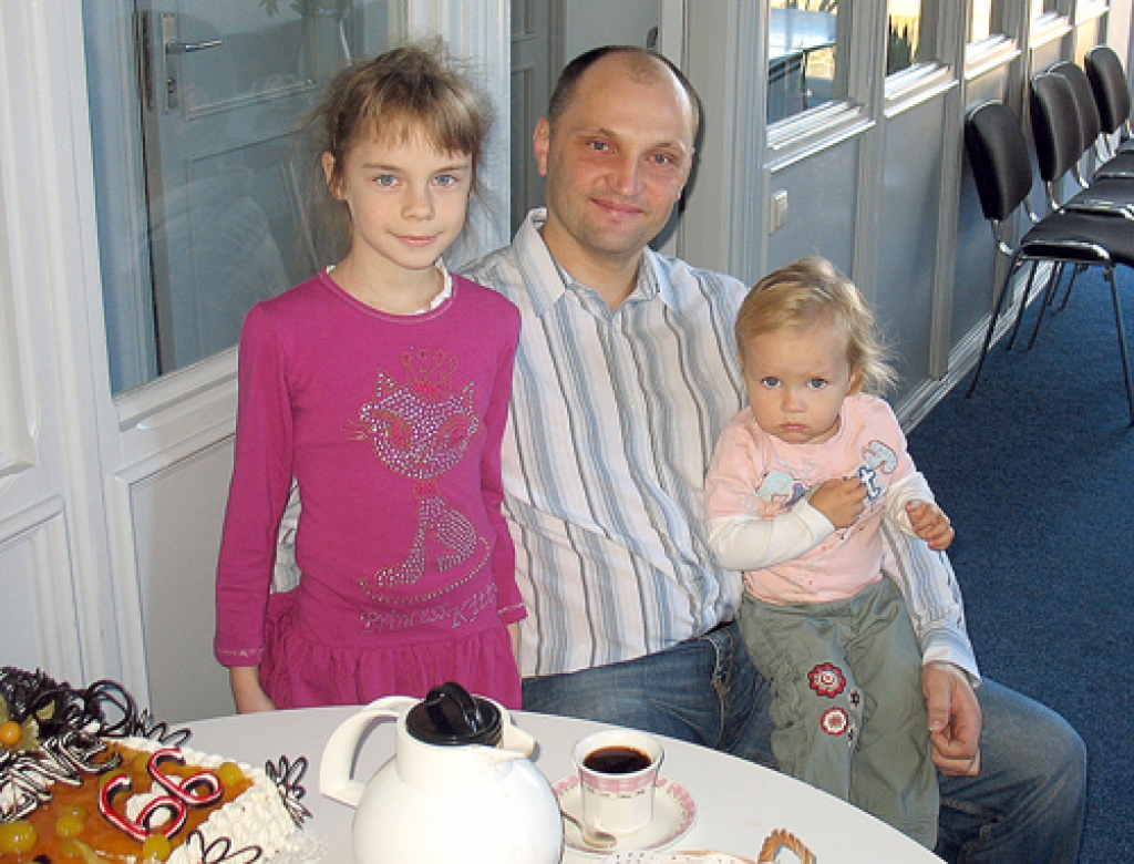 Laikrakstam «Bauskas Dzīve» 27. oktobrī aprit 66 gadi. Avīzi abonēt par īpašo jubilejas cenu šajā dienā varēja cilvēki, kuri dzimuši šajā datumā, un tādu bija 17. Redakcijas saimi pārsteidza sirsnīgie apsveikumi – saņēmām ziedus, arī īpaši...