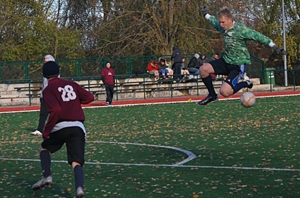 22. oktobrī notika Bērnu un jaunatnes sporta skolas rīkotās Bauskas novada sacensības futbolā 1991. – 1994. gadā dzimušiem zēniem. Sacīkstes risinājās Bauskas 1. vidusskolas futbola laukumā. Piedalījās deviņas komandas – Vecumnieku,...
Autors: Uldis Varnevičs