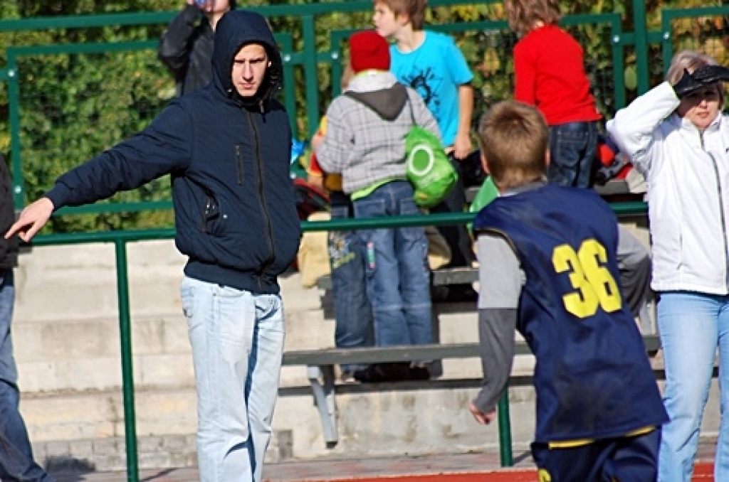 8. oktobrī pilsētas 1. vidusskolas stadionā notika Bauskas novada sacensības futbolā 1999. un 2000. gadā dzimušiem zēniem. Sešu komandu konkurencē labākie bija Bauskas pilsētas pamatskolas jaunie futbolisti.
Autors: Uldis Varnevičs