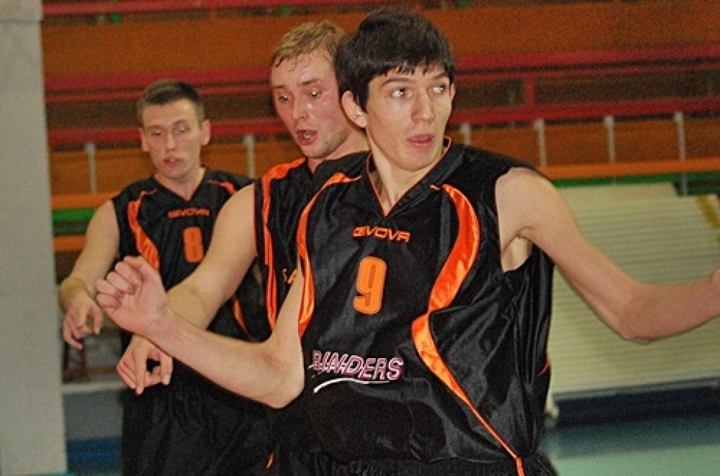 Latvijas amatieru basketbola līgas spēlē 23. novembrī Bauskas sporta namā «Mēmele» BK «Kvēle» piekāpās ar rezultātu 74:88 «Saulkrasti» komandai. Iespējams, ka jau nākamo otrdien, 30. novembrī Bauskā pret «Kursa/MRU» varēs pacīnīties par...
Autors: Uldis Varnevičs