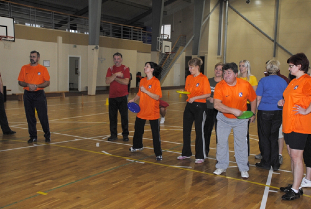 Četru novadu – Bauskas, Iecavas, Rundāles un Vecumnieku – pirmajās sporta un atpūtas spēlēs Vallē 5. novembrī valdīja sportiski draudzīga gaisotne. Pēc vairāku stundu atraktīvas sportošanas tika noskaidroti uzvarētāji – Iecavas novada...
Autors: Ivars Bogdanovs