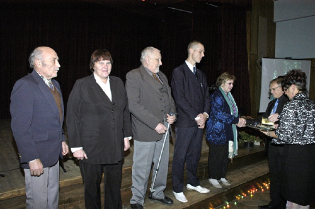 Rundāles, Svitenes un Viesturu pagasta aktīvākie iedzīvotāji, kā arī viņu tuvākie atbalstītāji 4. decembrī pulcējās Pilsrundāles vidusskolā, kur pirmo reizi sumināja Rundāles novada sporta laureātus.
Autors: Ivars Bogdanovs