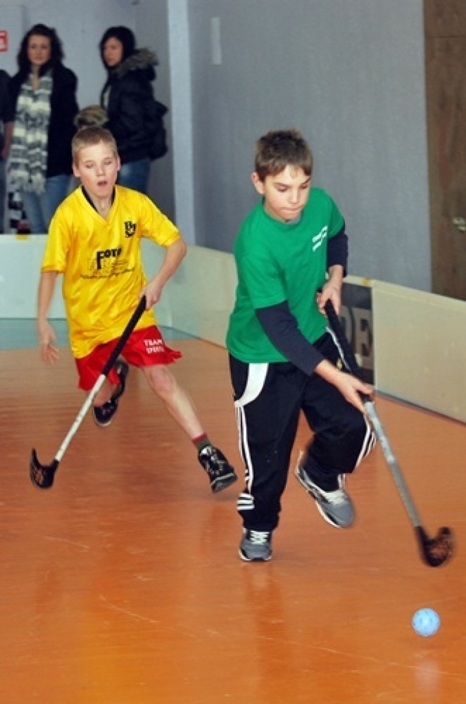 Sporta namā «Mēmele» 28. janvārī notika Bauskas novada Bērnu un jaunatnes sporta skolas rīkotās sacensības florbolā 6. – 7. klašu skolēniem. Kopā piedalījās 11 komandas. Pirmo vietu ieguva Bauskas 1. vidusskolas jaunie sportisti. Otrā...
Autors: Uldis Varnevičs