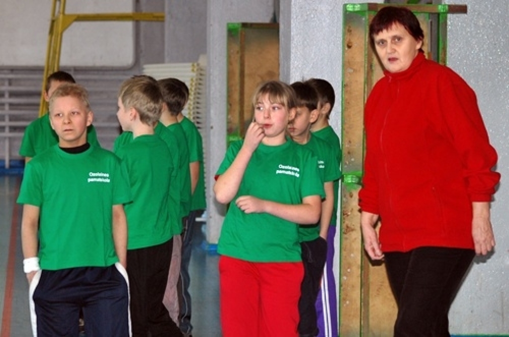 Bauskas novada Bērnu un jaunatnes sporta skola nedēļas nogalē organizēja sacensības tautas bumbā 1999. un 2000. gadā dzimušiem skolēniem.
Autors: Uldis Varnevičs