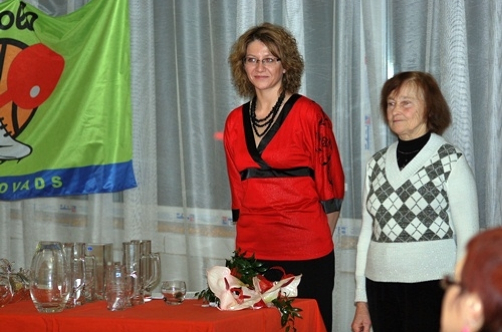 10. janvāra vakarā sporta skolas «Dartija» telpās pulcējās aktīvā dzīvesveida piekritēji. Mācītājs Rolands Radziņš iesvētīja sporta skolas «Dartija» jauno karogu. Pasākuma laikā sporta skolas direktore Baiba Gāga pateicās arī sacensību un...
Autors: Uldis Varnevičs