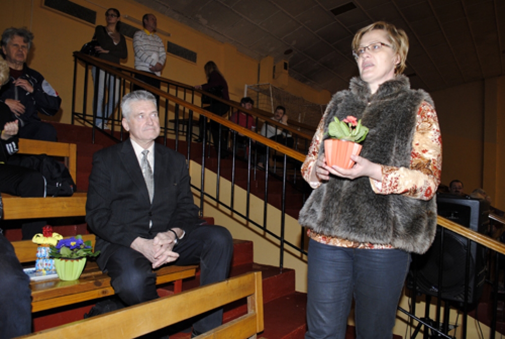Iecavā 5. un 6. februārī par Latvijas Sporta veterānu savienības 48. sporta spēļu medaļām sacentās 115 galda tenisistu. Iecavas novada komanda izcīnīja otro vietu, Bauskas novada vienība – ceturto vietu. Pirmā vieta Rīgas tenisistiem, bet...
Autors: Juris Iļņickis