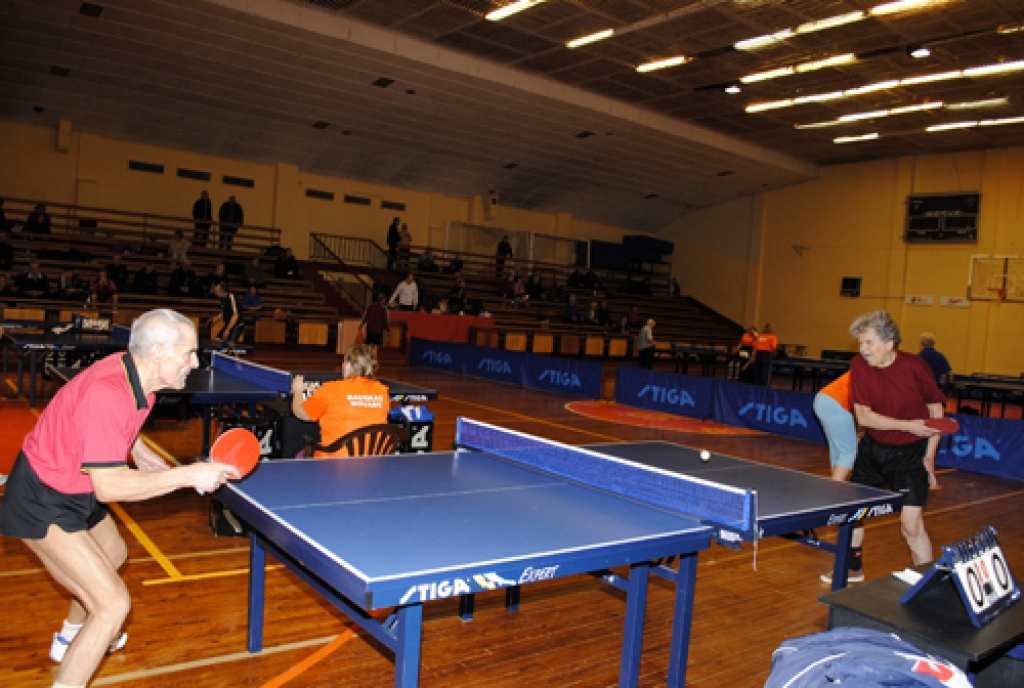 Iecavā 5. un 6. februārī par Latvijas Sporta veterānu savienības 48. sporta spēļu medaļām sacentās 115 galda tenisistu. Iecavas novada komanda izcīnīja otro vietu, Bauskas novada vienība – ceturto vietu. Pirmā vieta Rīgas tenisistiem, bet...
Autors: Juris Iļņickis