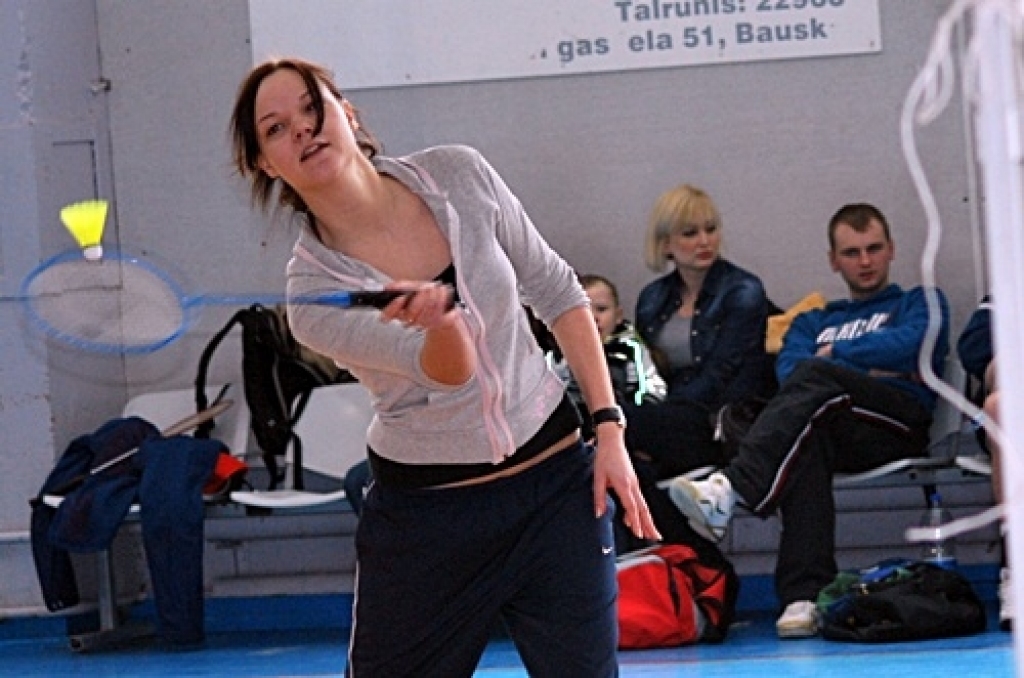 19. martā notika Bauskas novada pašvaldību otrās atklātās ziemas un pavasara sporta
spēles.
Sacensības notika individuālos sporta veidos – svara stieņa spiešana guļus, badmintons, zole, galda hokejs, galda teniss, novuss, šautriņu mešana,...
Autors: Uldis Varnevičs