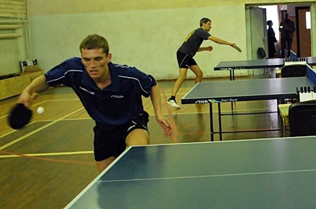 19. martā notika Bauskas novada pašvaldību otrās atklātās ziemas un pavasara sporta
spēles.
Sacensības notika individuālos sporta veidos – svara stieņa spiešana guļus, badmintons, zole, galda hokejs, galda teniss, novuss, šautriņu mešana,...
Autors: Uldis Varnevičs