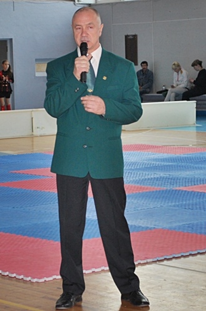 Latvijas Teikvondo kaujas mākslas federācijas atklātais čempionāts «Bauskas kauss 2011» notika 16. aprīlī sporta namā «Mēmele». Kopā ar Bauskas «Sam Kan TKD» kluba biedriem piedalījās arī viesi no «Sports PRO», «NEO», «Hadl», «Taifūns»...
Autors: Uldis Varnevičs