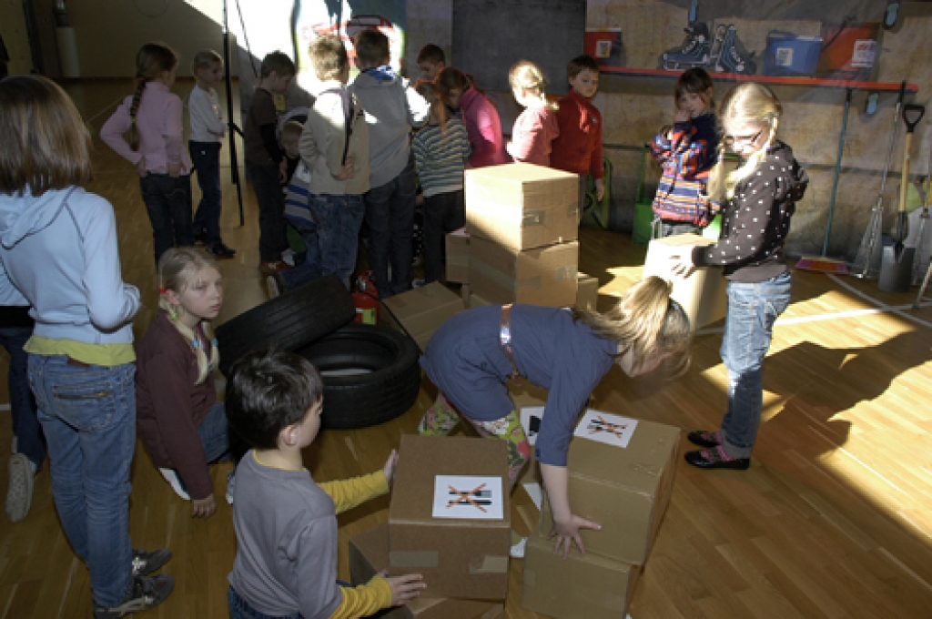 Skolēnu drošības kampaņā «ToDo drošās mājas» Codes pamatskolā ceturtdien, 14. aprīlī, un piektdien, 15. aprīlī, piedalījās visu Bauskas novada skolu sākumklašu audzēkņi. Bērni aizrautīgā nodarbībā gūst noderīgas zināšanas.Skolēni kopā ar...
Autors: Ivars Bogdanovs