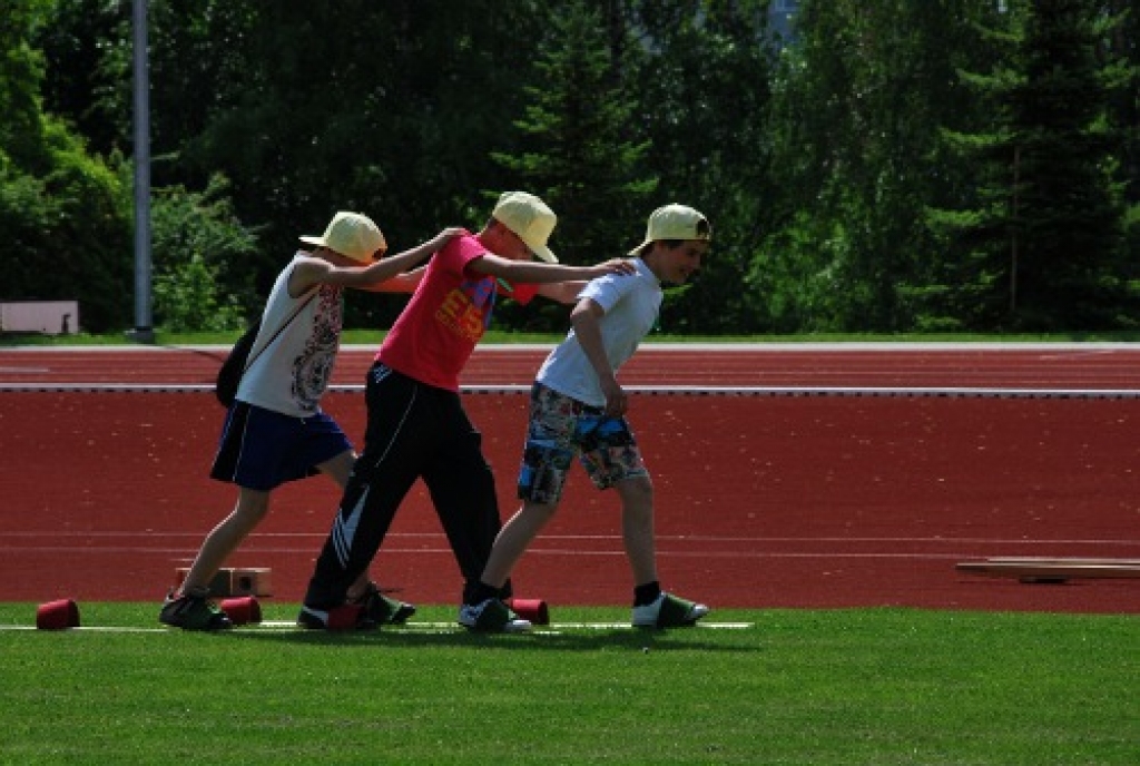 Sestdien, 28. maijā, Bauskas novada sporta bāzē risinājās daudzbērnu un maznodrošināto ģimeņu bērniem veltīti sporta svētki, ko organizēja Pestīšanas Armijas Bauskas korpusa pensionāru un invalīdu sporta grupa "Zvaigzne". Dažādajās...
Autors: Kristaps Ābelnieks