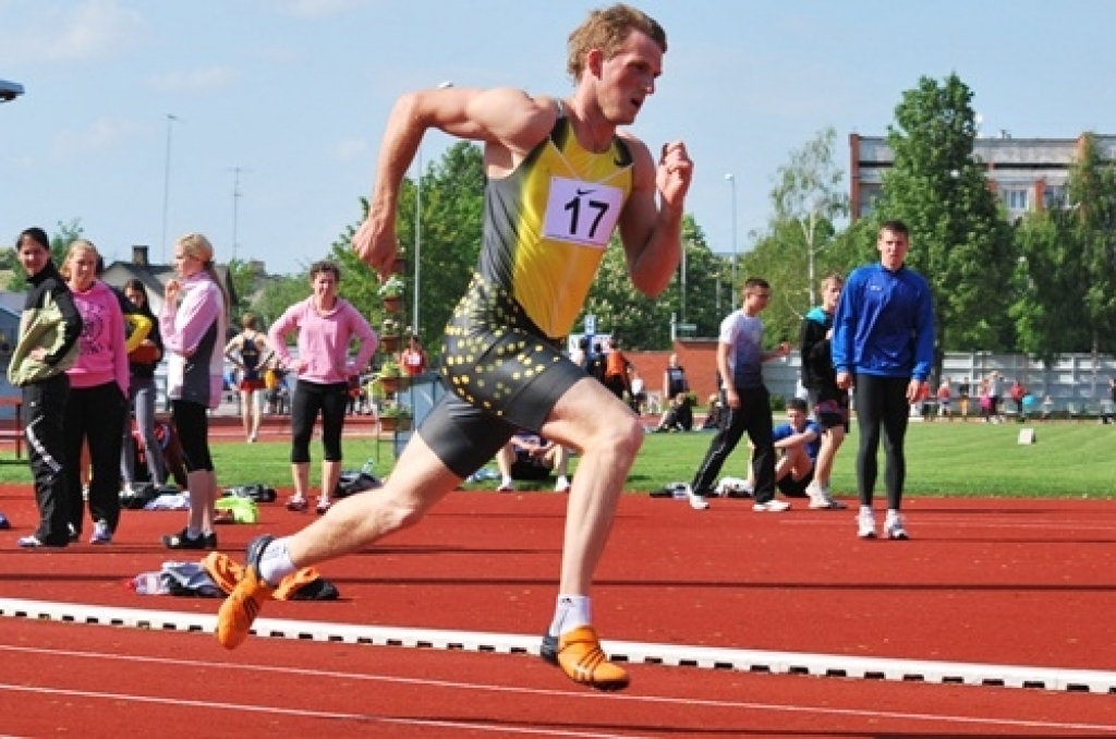 Kupls skaits sportistu ieradās Bauskas novada pašvaldības sporta bāzē 24. maija vakarā. Starp viņiem bija vairāk nekā 30 dalībnieku no Bauskas un Iecavas novada.
Latvijas vieglatlētikas kausu izcīņas posmā Bauskā treniņu sacensībās...
Autors: Uldis Varnevičs