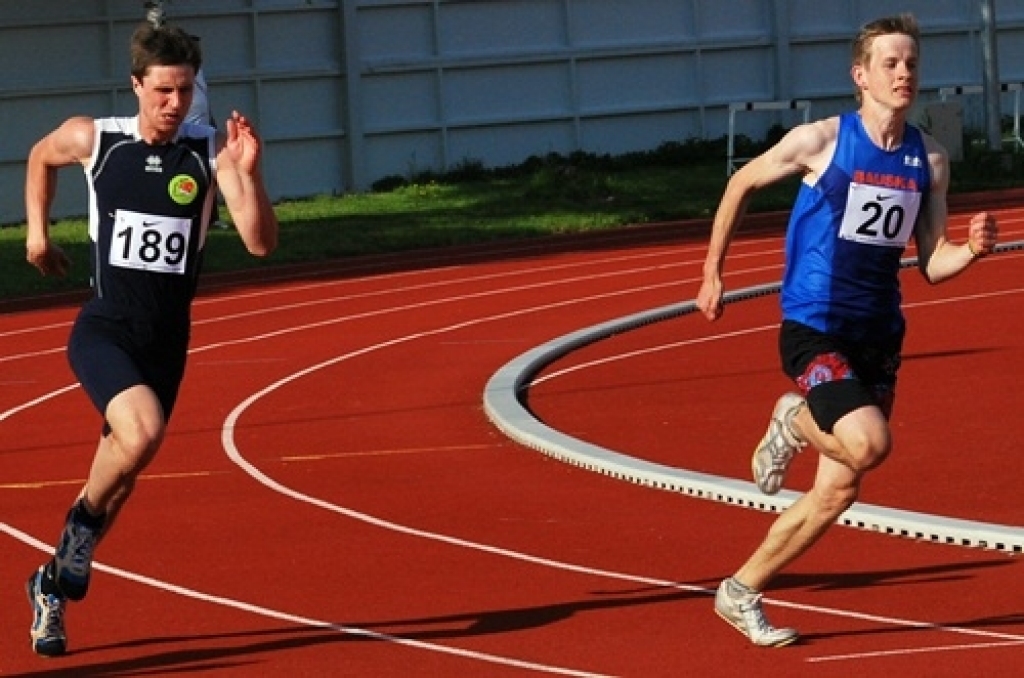 Kupls skaits sportistu ieradās Bauskas novada pašvaldības sporta bāzē 24. maija vakarā. Starp viņiem bija vairāk nekā 30 dalībnieku no Bauskas un Iecavas novada.
Latvijas vieglatlētikas kausu izcīņas posmā Bauskā treniņu sacensībās...
Autors: Uldis Varnevičs