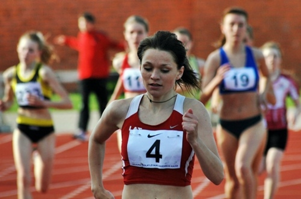 Kupls skaits sportistu ieradās Bauskas novada pašvaldības sporta bāzē 24. maija vakarā. Starp viņiem bija vairāk nekā 30 dalībnieku no Bauskas un Iecavas novada.
Latvijas vieglatlētikas kausu izcīņas posmā Bauskā treniņu sacensībās...
Autors: Uldis Varnevičs