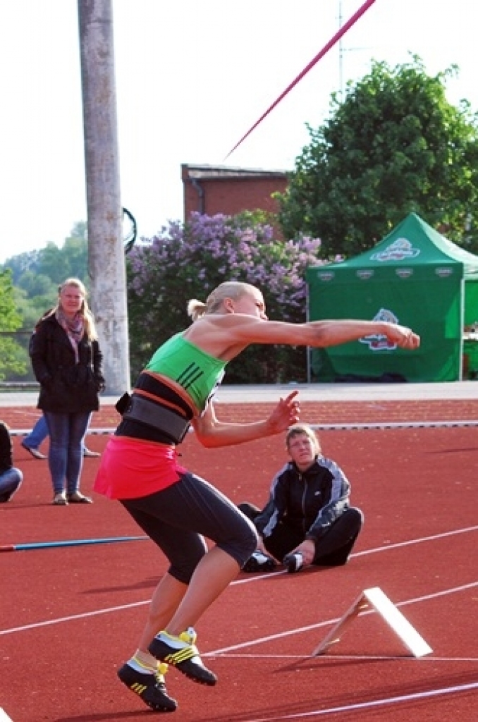 Kupls skaits sportistu ieradās Bauskas novada pašvaldības sporta bāzē 24. maija vakarā. Starp viņiem bija vairāk nekā 30 dalībnieku no Bauskas un Iecavas novada.
Latvijas vieglatlētikas kausu izcīņas posmā Bauskā treniņu sacensībās...
Autors: Uldis Varnevičs