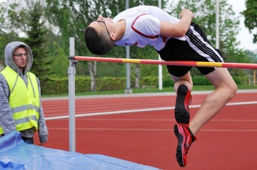 Bauskas novada pašvaldības sporta bāzēs 17. un 18. maijā notika sacensības skolu jauniešiem, kuras organizēja Bauskas bērnu un jaunatnes sporta skolas pedagogi un piedalījās Bauskas, Rundāles, Iecavas un Neretas novada jaunie sportisti. ...
Autors: Uldis Varnevičs